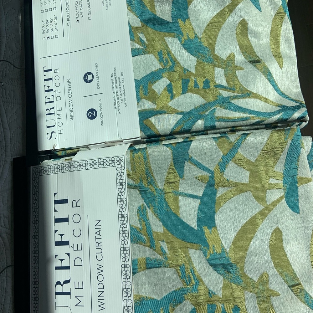 Window drapes / curtains new , never used